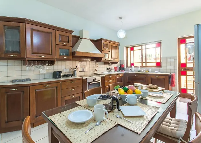 Σπίτι διακοπών Well Located Townhouse & Courtyard Kalka - Happy Kalkara