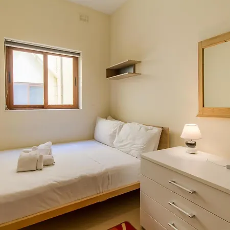 Well Located Townhouse & Courtyard Kalka - Happy בית נופש *